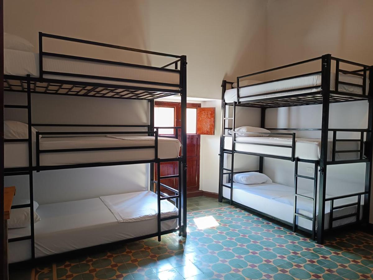 The Best Adventure Hostel سان جيل المظهر الخارجي الصورة